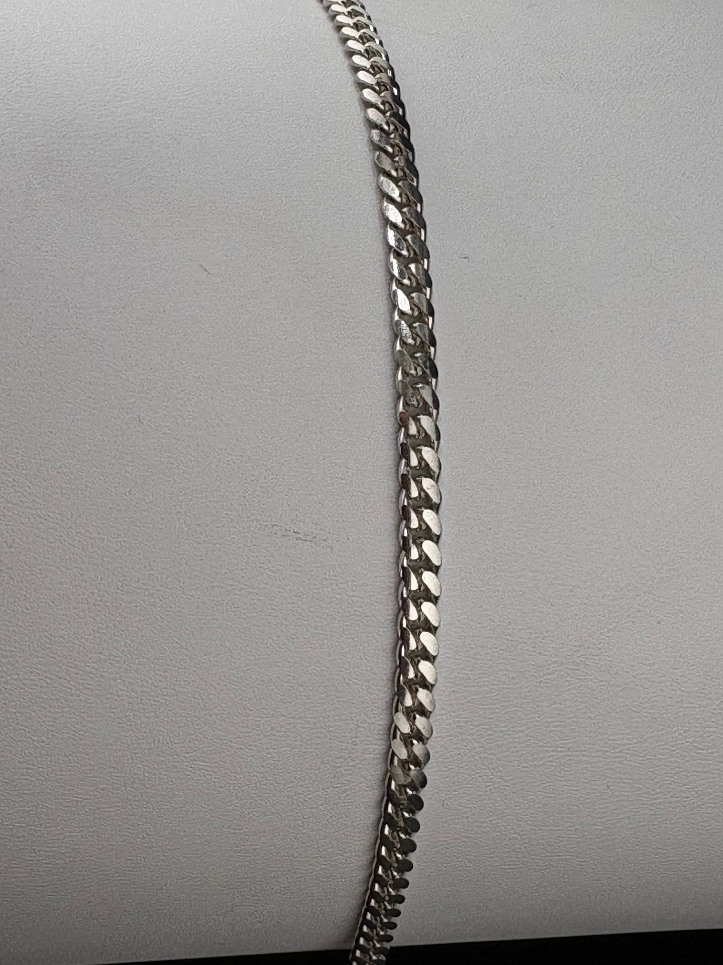 .925 Sterling Silver Cuban Link Bracelet – 9.8g - 4.06mm / 8"