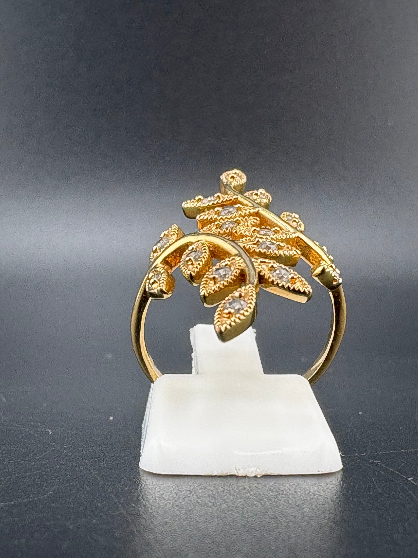 Leaves Ring -Gold Plated .925 Sterling Silver with  many CZ – 3g / Size 5