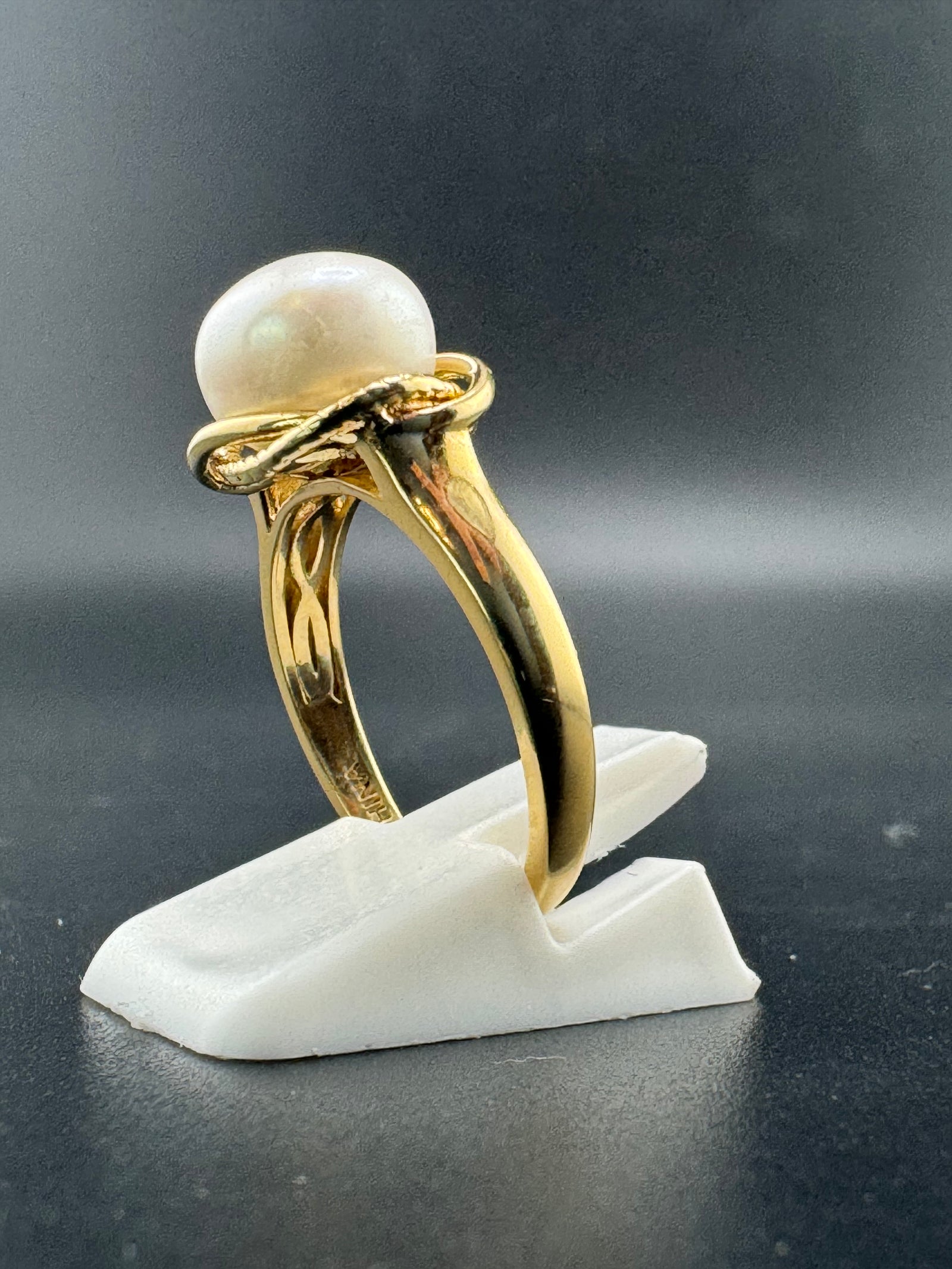Gold Plated 925 Sterling Silver Pearl Ring – Size 7, 3.7 Grams alternate product view