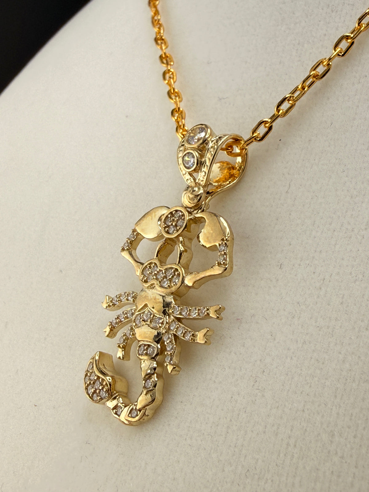 10K Solid Gold CZ Diamond Accent Scorpion Pendant detail view
