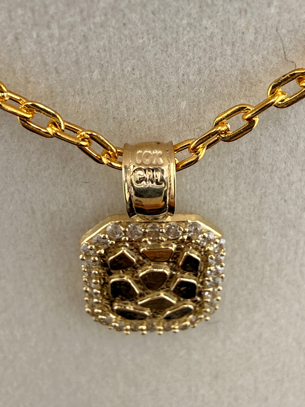 10K Solid Gold CZ Diamond Accent Gold Nugget Pendant detail view