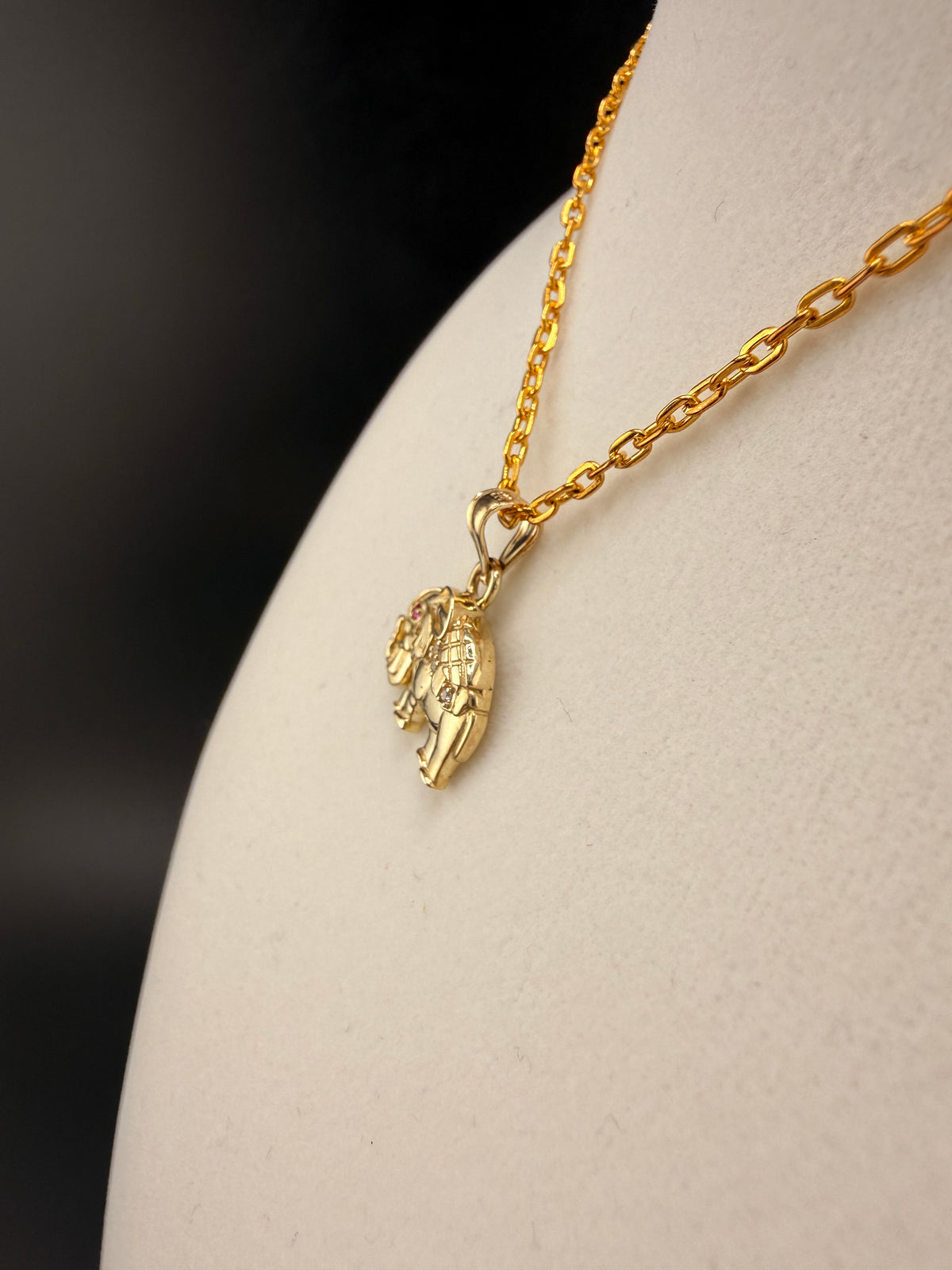 10K Solid Gold CZ & Ruby Accent Elephant Pendant detail view