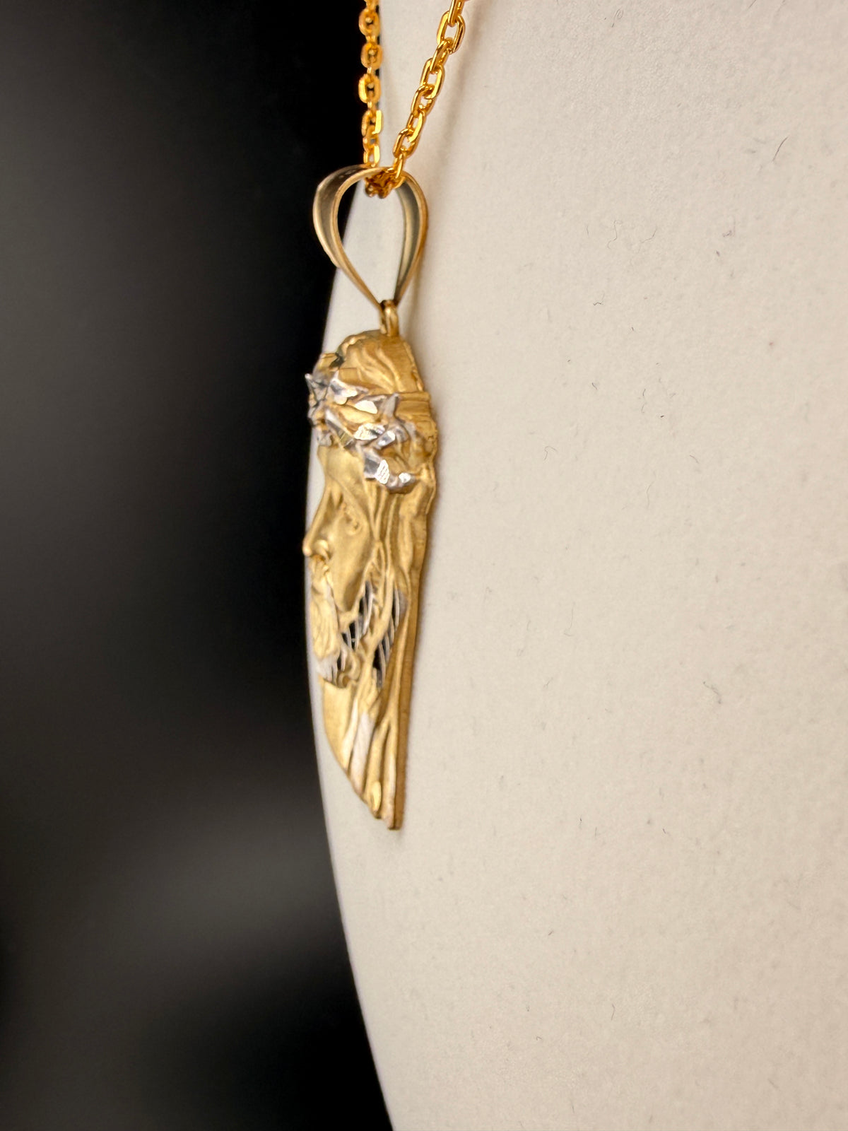10K Gold Jesus Pendant – 10 Grams | Wholesale Price detail view