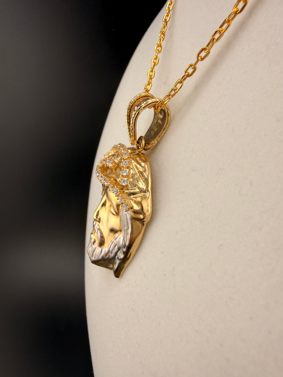 10K Gold Jesus Pendant | 7.6 Grams | Wholesale Price