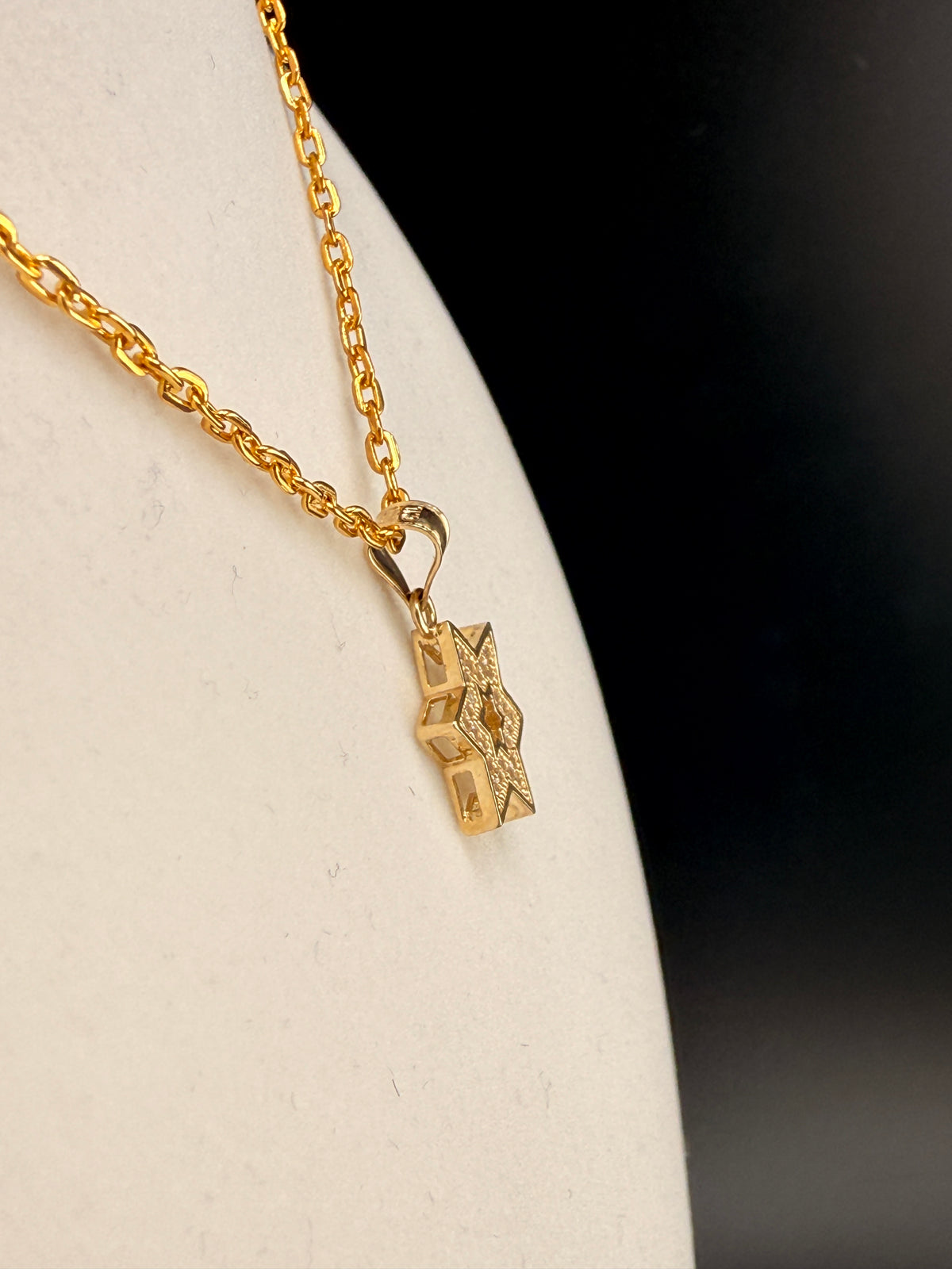 14K STAR OF DAVID Pendant alternate product view
