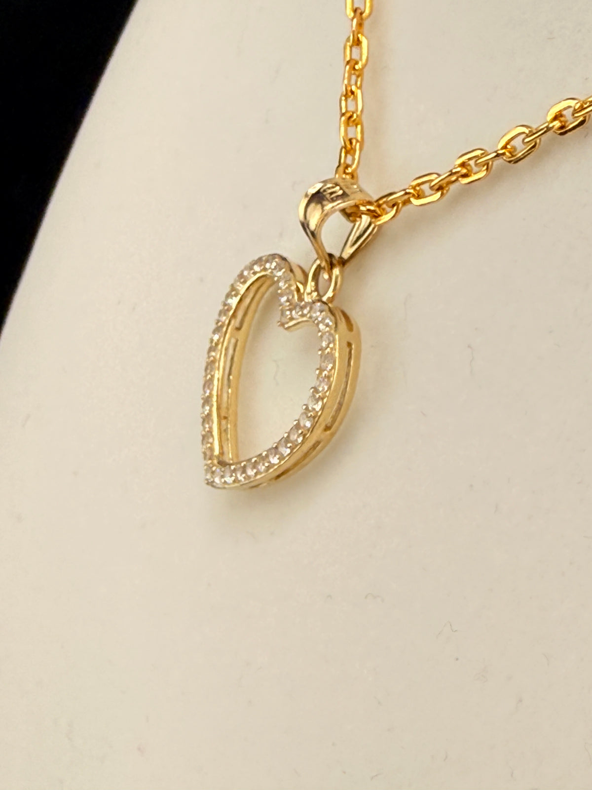 14K Solid Gold CZ Diamond Open Heart Pendant detail view