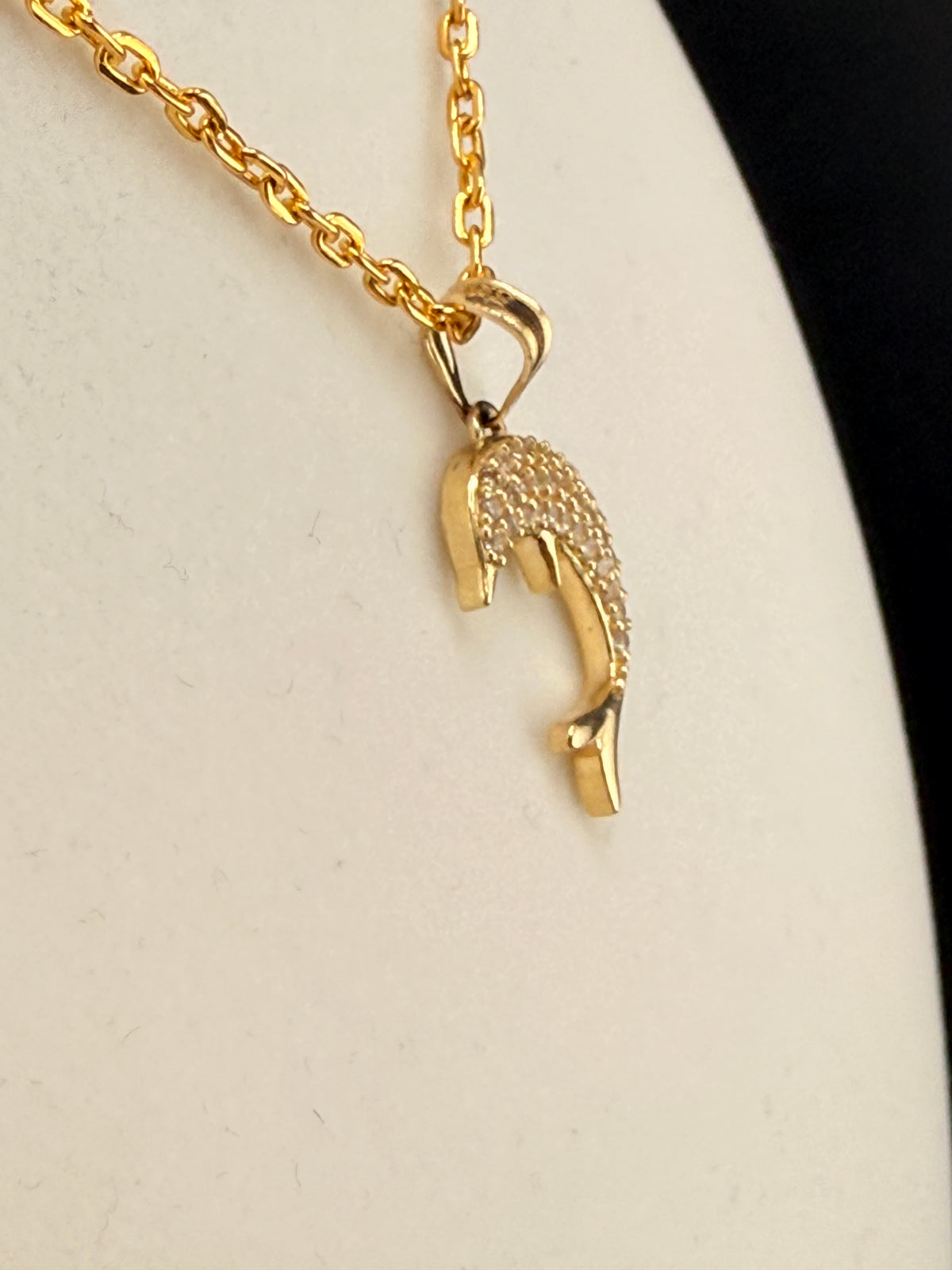 14K Gold CZ Diamond Dolphin Pendant detail view