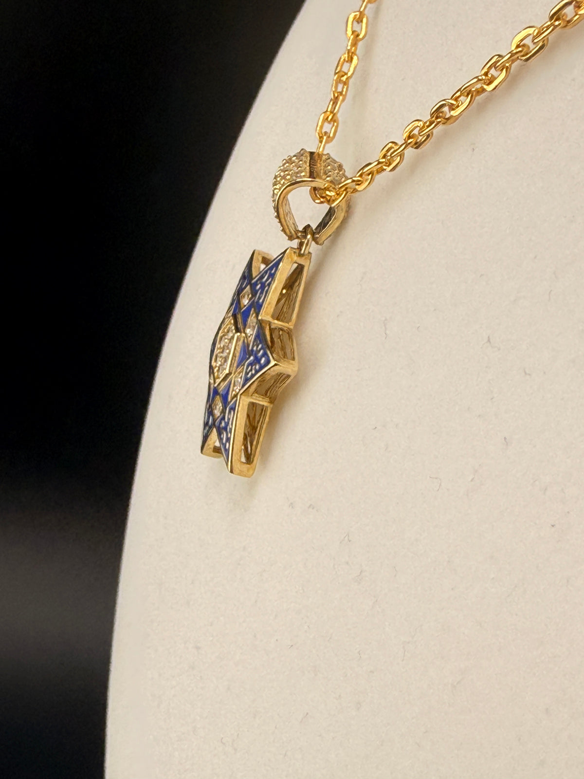 10K Solid Gold Star of David CZ Diamond Pendant detail view