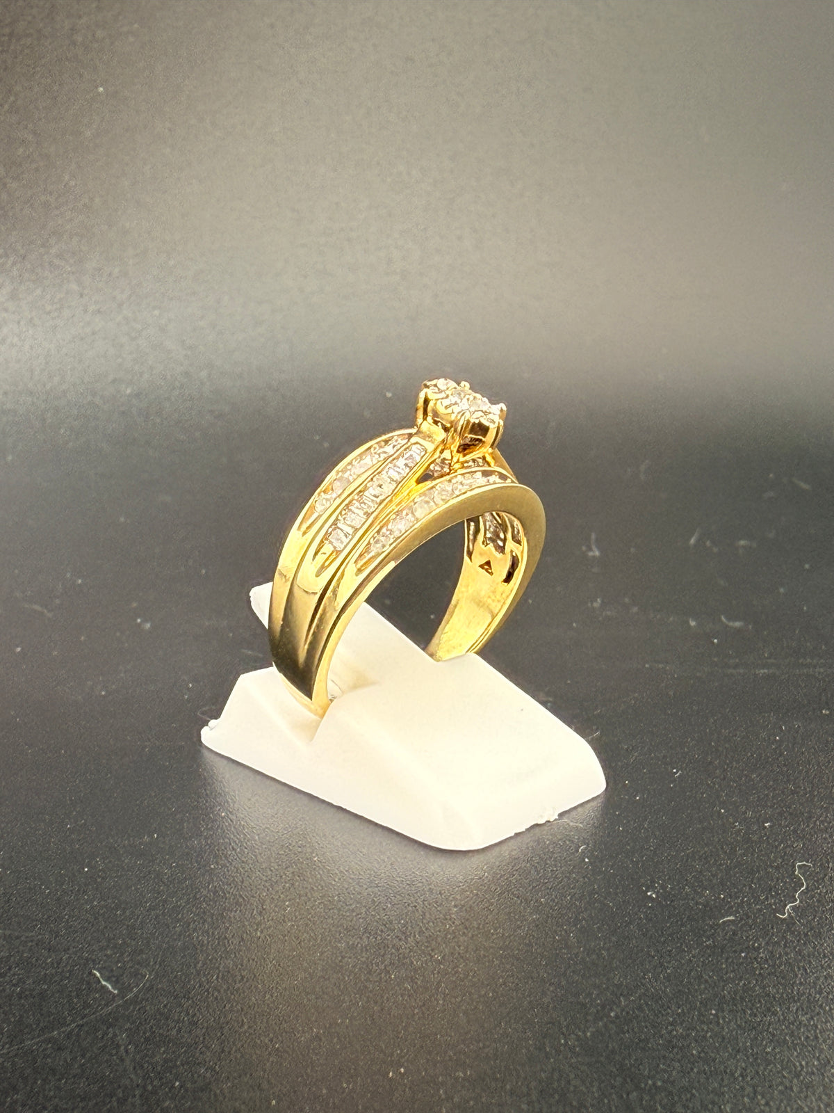 2.5 Carat Natural Diamond Engagement Ring – 10K Gold | Size 6