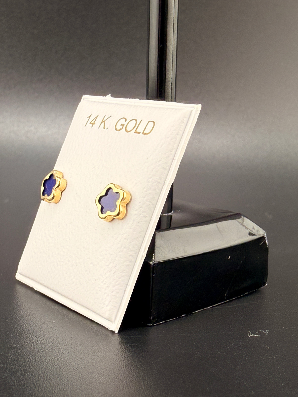 14K Gold Navy Blue Cloverleaf Earrings – Luxury Clover Stud Earrings | Jewelry Connect Wholesale Price detail view