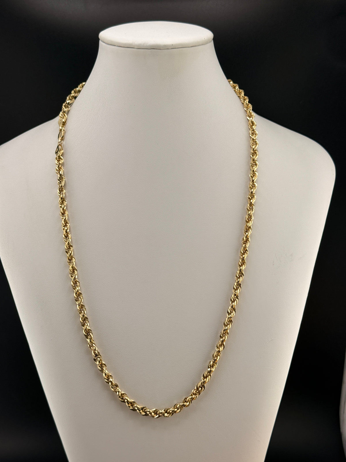 Exclusive deal. Gold Value. Rope Chain. Used