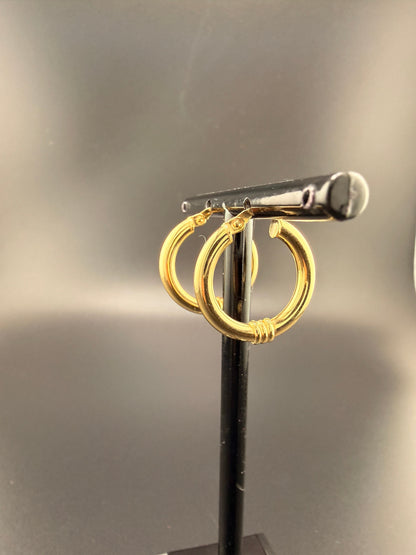 14K Solid Gold Hoop Earrings – Classic Lightweight Real Gold Hoops (2.2g)