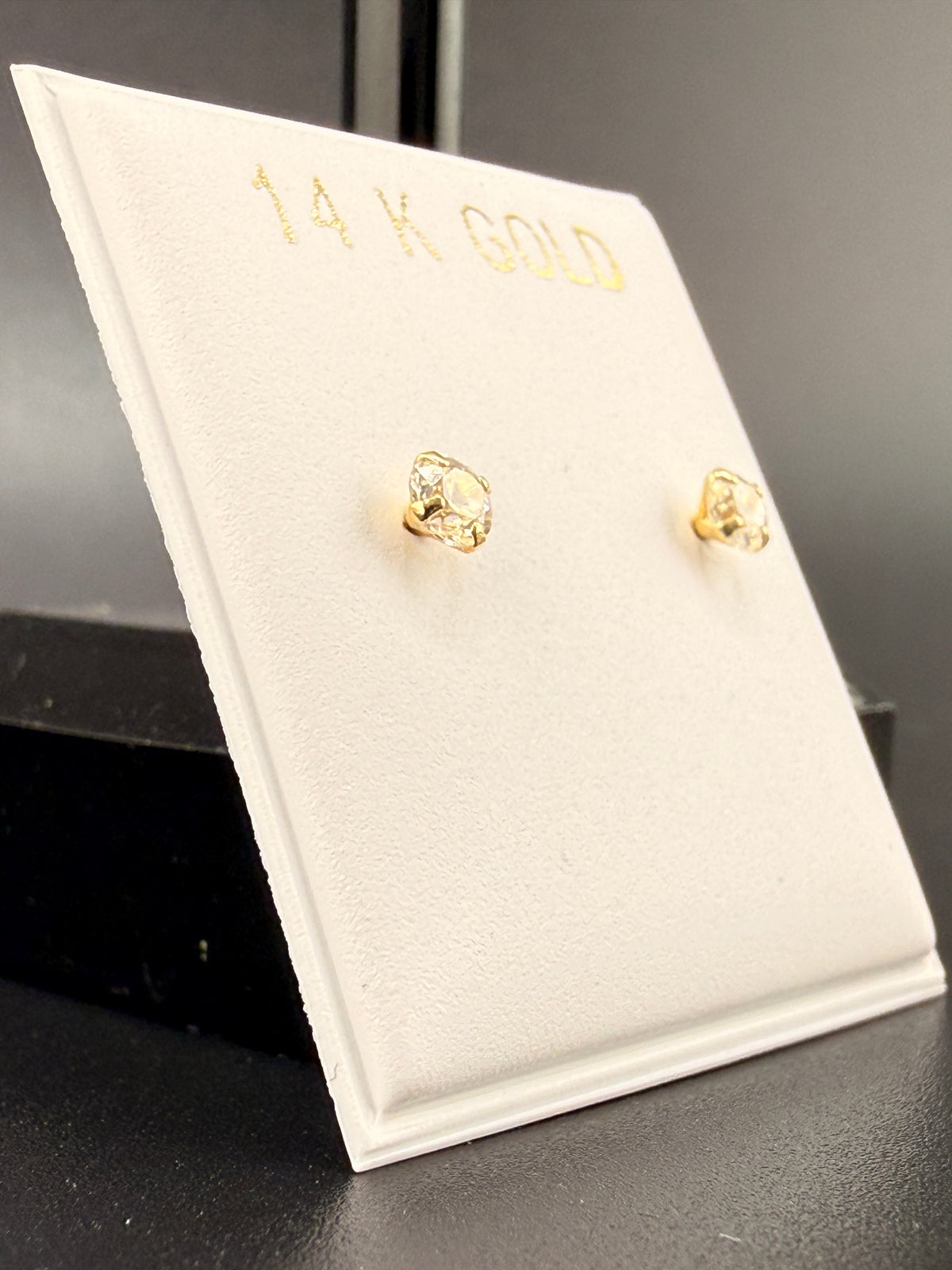14K Gold 0.10 CT CZ Diamond Stud Earrings detail view