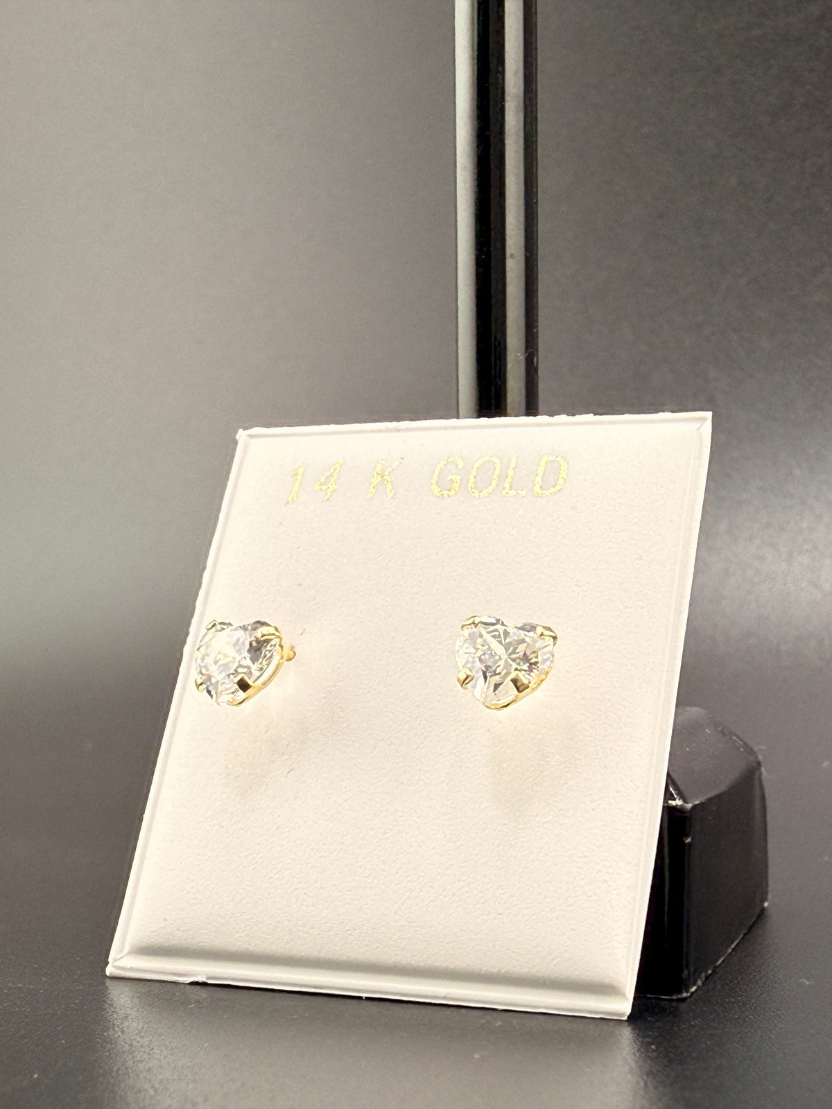 14K Gold 2CT CZ Diamond Heart Stud Earrings detail view